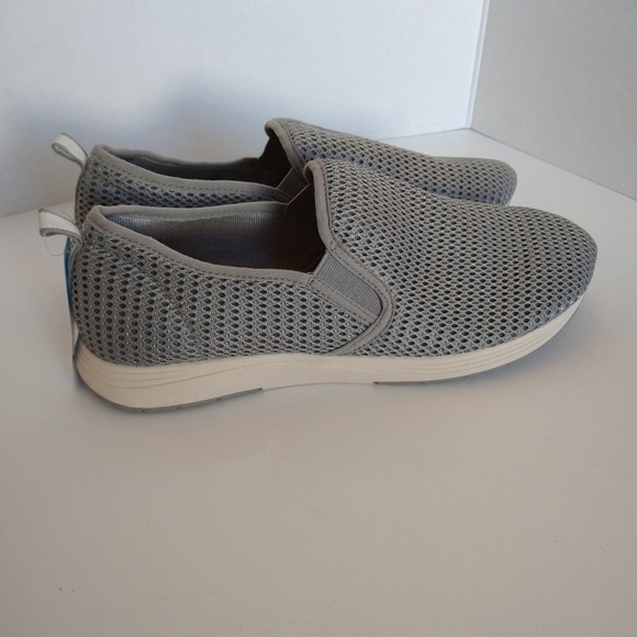 Easy spirit gray slip on tennis shoes size 11 - Picture 6 of 12